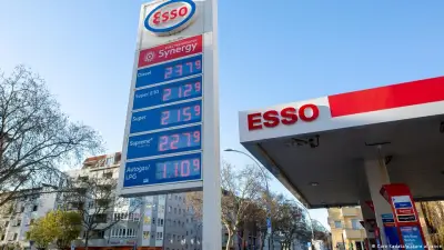 برنت يستقر قرب 98 دولاراً وباكستان تسعى لتفادي أزمة هرمز