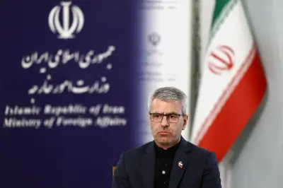 إيران تُعيد النظر في المشاركة بالمحادثات بعد وساطة باكستانية بشأن الحصار البحري الأمريكي