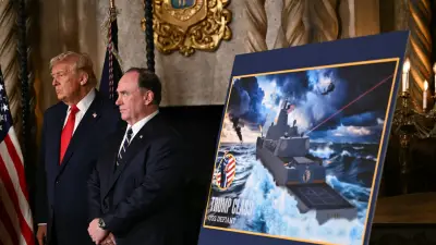 استقالة مفاجئة لوزير البحرية الأمريكي في قلب حصار إيران.. والبنتاغون يعلن بتصريح مقتضب