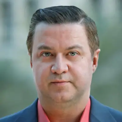 لعنة الوقار: أسطورة تضحية العائلة واللامبالاة