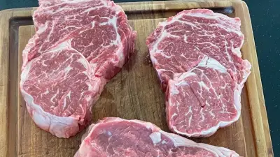 سر ستيك الريب آي المثالي من الاختيار إلى الطهي