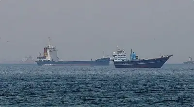 نائب رئيس البرلمان الإيراني: مضيق هرمز لن يعود إلى سابق عهده