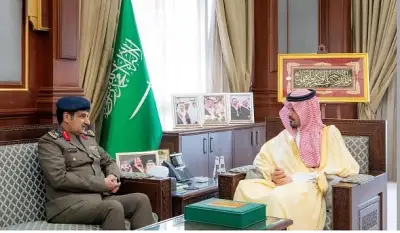 أمير المدينة المنورة يؤكد أهمية الجاهزية والتنسيق لموسم الحج