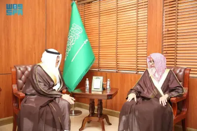 المفتي العام يبحث مع محافظ الأوقاف تعزيز العمل الخيري والتنموي