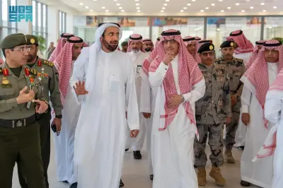 وزير الحج يتفقد جاهزية منفذي الحديثة وجديدة عرعر لاستقبال الحجاج