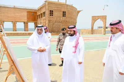 أمير منطقة جازان يتفقد الواجهة البحرية ويطلق مشروع سي ووك الجديد