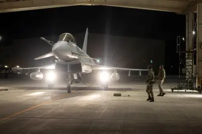 سلاح الجو البريطاني يسقط مسيرات إيرانية في منطقة خطرة ويخطط لاجتماع حول هرمز