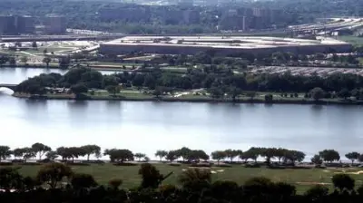 صحيفة واشنطن بوست تكشف عن إقالات كبرى تطال رئيس أركان الجيش الأمريكي وجنرالات بارزين