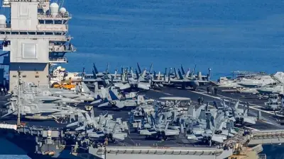الأسطول الأمريكي يرسل أكبر حاملة طائرات في العالم إلى الشرق الأوسط مع تعزيزات عسكرية غير مسبوقة