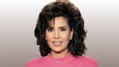 رحيل الإعلامية منى هلال: نهاية عصر من الرصانة والكاريزما على الشاشة المصرية