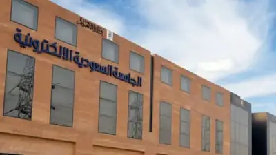 وزير التعليم يعلن عن إطلاق برنامج جديد لتعزيز مهارات الطلاب في العلوم والتكنولوجيا