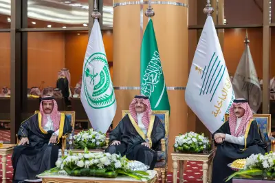 أمير الشرقية يشرف حفل زواج تركي العجمي ويهنئ العروسين بحياة سعيدة