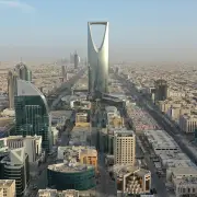 أرامكو تحافظ على تصنيف AAA رغم التحديات الجيوسياسية وتقلبات أسواق الطاقة