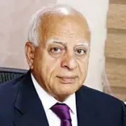 الصراف يكشف تفاصيل جديدة حول رحيل محمد مساعد الصالح وفؤاد الهاشم من صحيفة الوطن