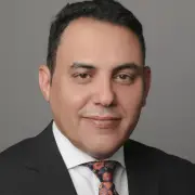 إيران بين تعدد مراكز القرار وثبات العقيدة التوسعية