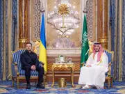 أمير الرياض يطلع على مشاريع تطويرية في العاصمة