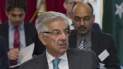 وزير الدفاع الباكستاني يصف إسرائيل بـ