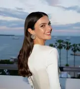 ملاحقات قضائية تطال نجوم الدراما التركية: سينام أونسال تحت المراقبة القضائية