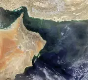 القيادة المركزية الأمريكية تفرض حصاراً بحرياً شاملاً في خليج عُمان وبحر العرب