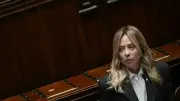 إيطاليا توقف تجديد اتفاقية التسلح مع إسرائيل وتطالب بفتح مضيق هرمز