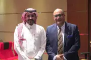 الدكتور معاذ الشيخ يحصل على الدكتوراه في الإعلام ببحث حول الذكاء الاصطناعي وإدارة السمعة المؤسسية