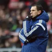 نادي الخليج على وشك الإعلان عن رحيل دونيس والتعاقد مع بويت لقيادة الفريق