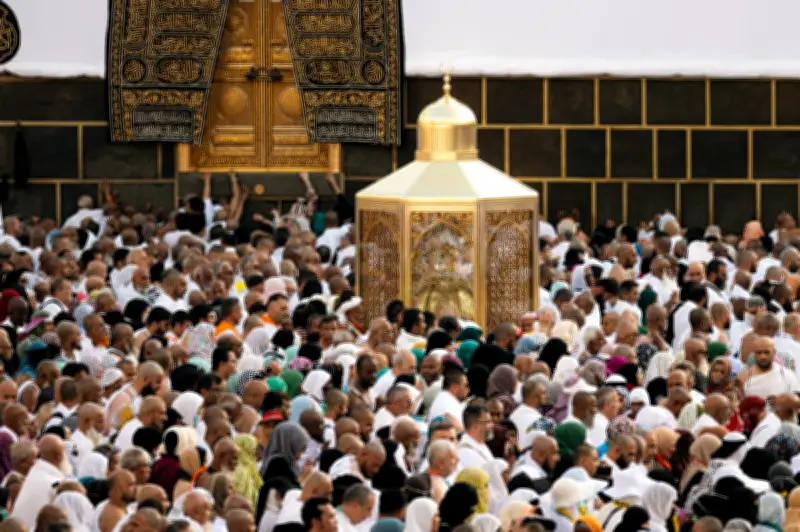 السعودية تحدد 10 أيام قبل الحج موعدًا نهائيًا للتطعيمات