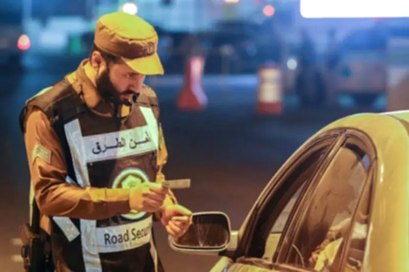 القبض على 1,158 متسللاً في أسبوع وترحيل آلاف المخالفين للسعودية