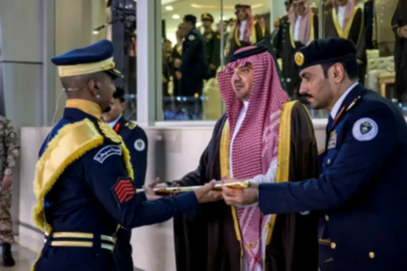 تخريج 1662 طالباً من كلية الملك فهد الأمنية برعاية وزير الداخلية