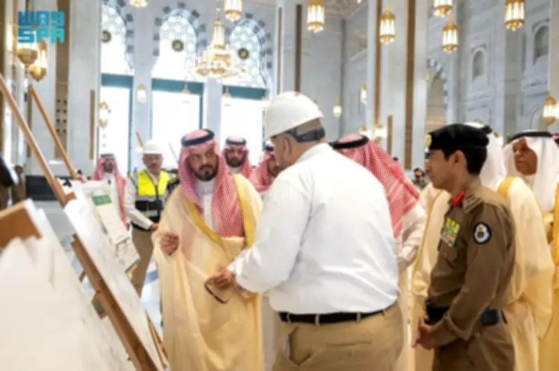 نائب أمير مكة يتفقد جاهزية المسجد الحرام لاستقبال حجاج 2026