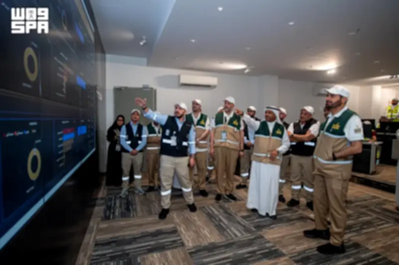 وزير الحج يتفقد مركز عمليات الحج ويقيم جاهزية موسم 2026