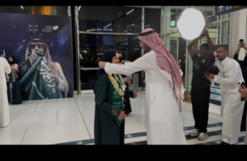 البشر: إنجاز آيسف 2026 بـ24 جائزة يجسد الاستثمار في عقول شباب الوطن
