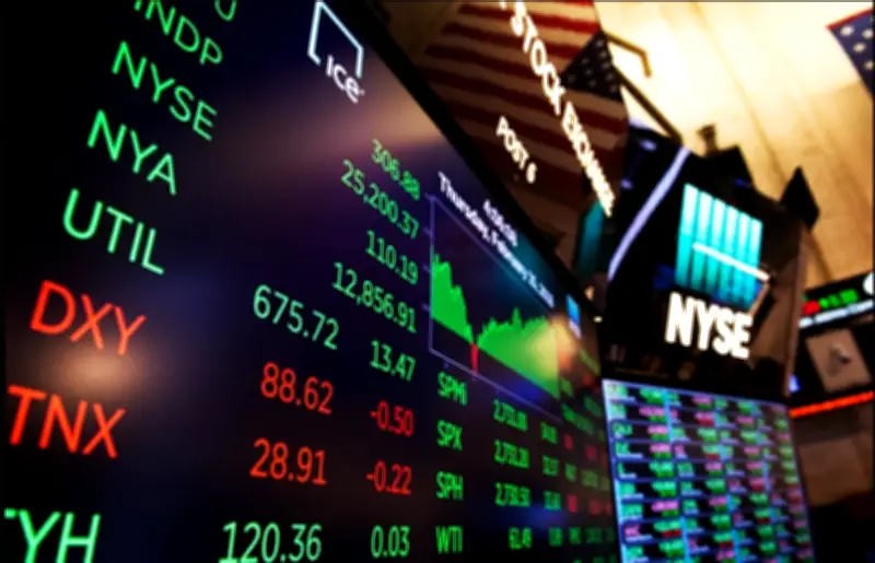 سحب 2.8 مليار دولار من صناديق البتكوين الأمريكية في أطول موجة نزوح