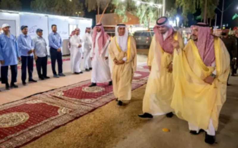 أمير القصيم يتفقد مدينة حجاج البر ويشيد بجهود 30 جهة حكومية