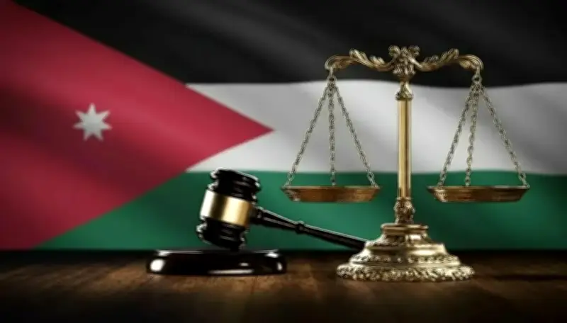 الأردن: حبس 35 شخصاً من عائلة واحدة 15 عاماً في قضية قتل بإربد