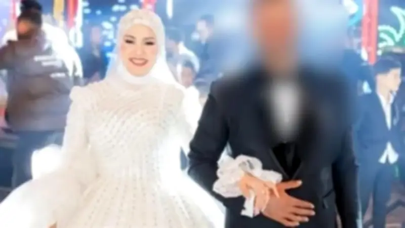 بعد 5 أشهر زواج مصري يعتدي على عروسه ويلقيها من الطابق الثالث في البحيرة لسبب غريب