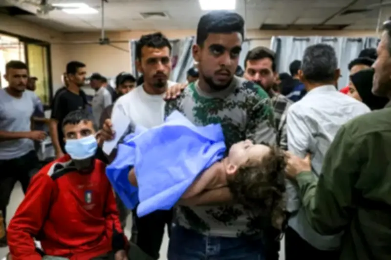 غارة إسرائيلية تقتل 5 فلسطينيين في غزة رغم اتفاق وقف النار