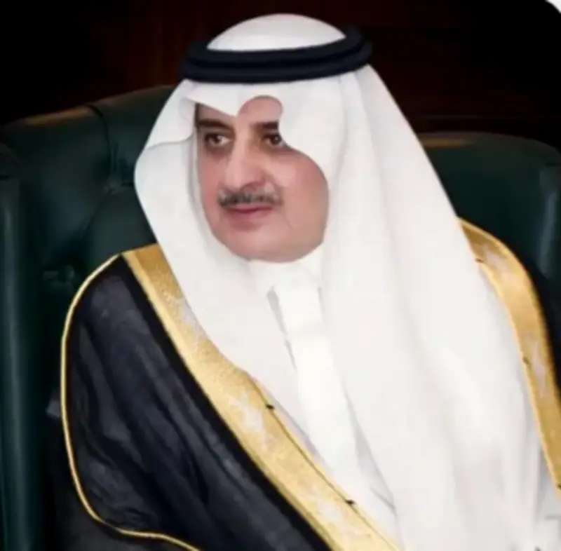 أمير تبوك يرعى تخريج أكثر من 9 آلاف طالب وطالبة بجامعة تبوك