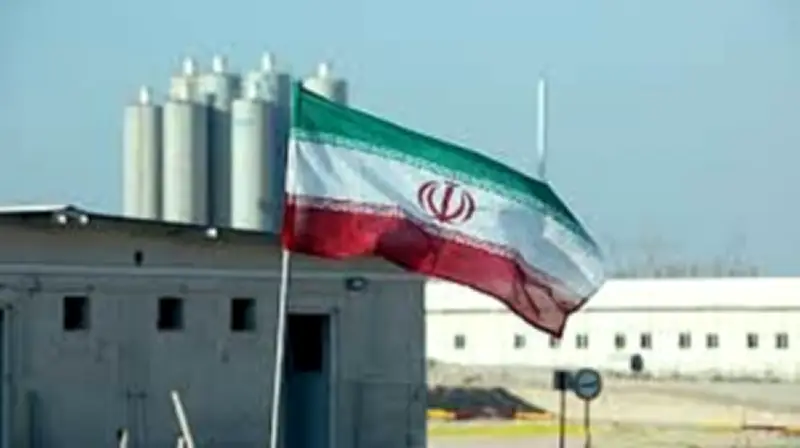 إيران تهدد برفع تخصيب اليورانيوم إلى 90% إذا تعرضت لهجوم جديد