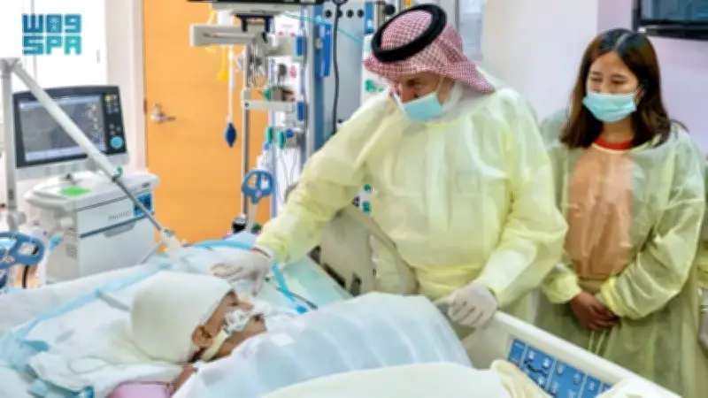 التوأم الفلبيني الملتصق مستقر بعد أسبوع من عملية الفصل