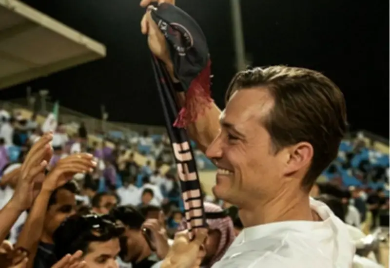 رئيس الخلود يدعو جماهير جدة لمساندة فريقه أمام الهلال في نهائي كأس الملك