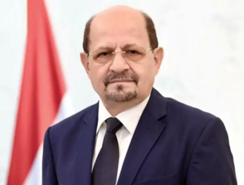 رئيس الوزراء اليمني يتوعد بمعاقبة المتورطين في اغتيال وسام قائد