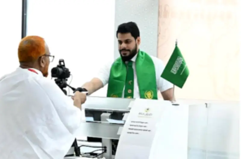 مبادرة طريق مكة تواصل تسهيل إجراءات سفر حجاج بنغلاديش
