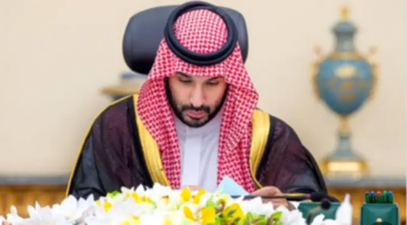 ولي العهد يرأس مجلس الوزراء ويؤكد على دعم الوساطة الباكستانية وحرية الملاحة في هرمز