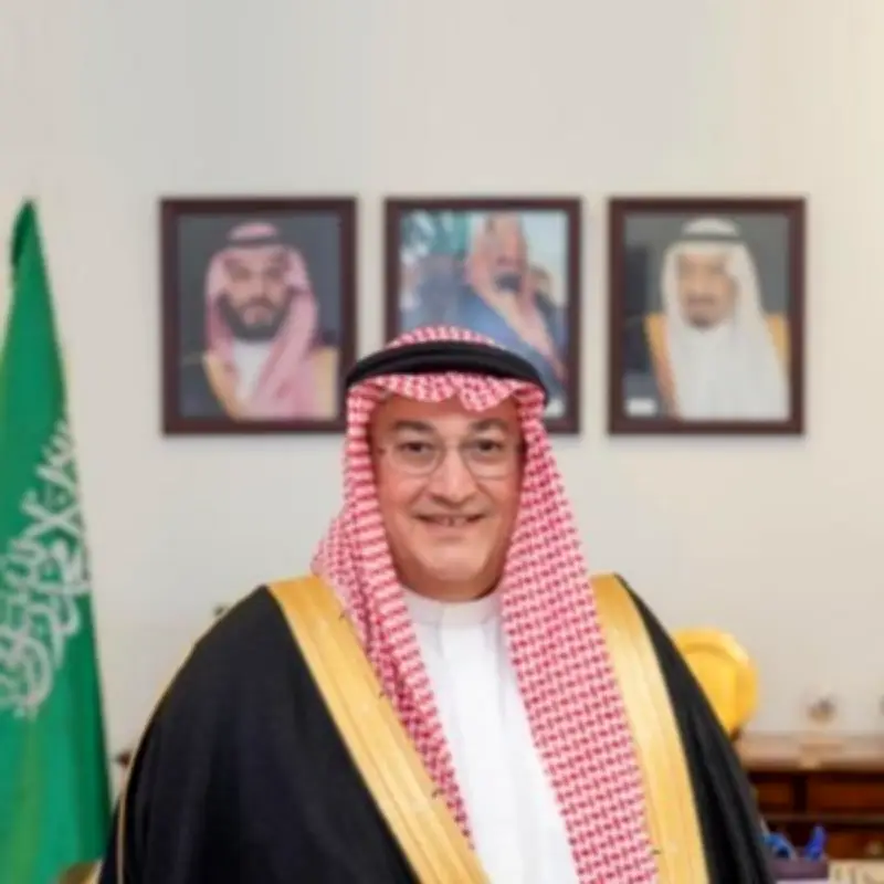 الخارجية تطلق حساب وكيل الدبلوماسية العامة السفير رائد قرملي على إكس