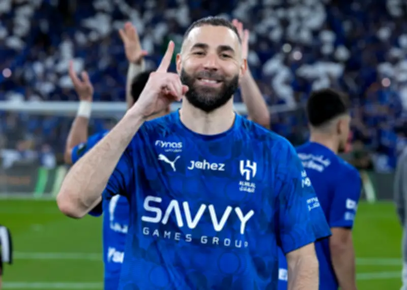 بنزيما يقود الهلال لثاني ألقاب كأس الملك على التوالي