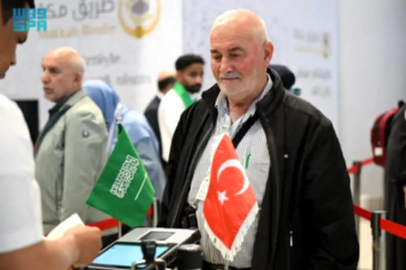 حجاج إسطنبول يشيدون بمبادرة طريق مكة وسهولة الإجراءات