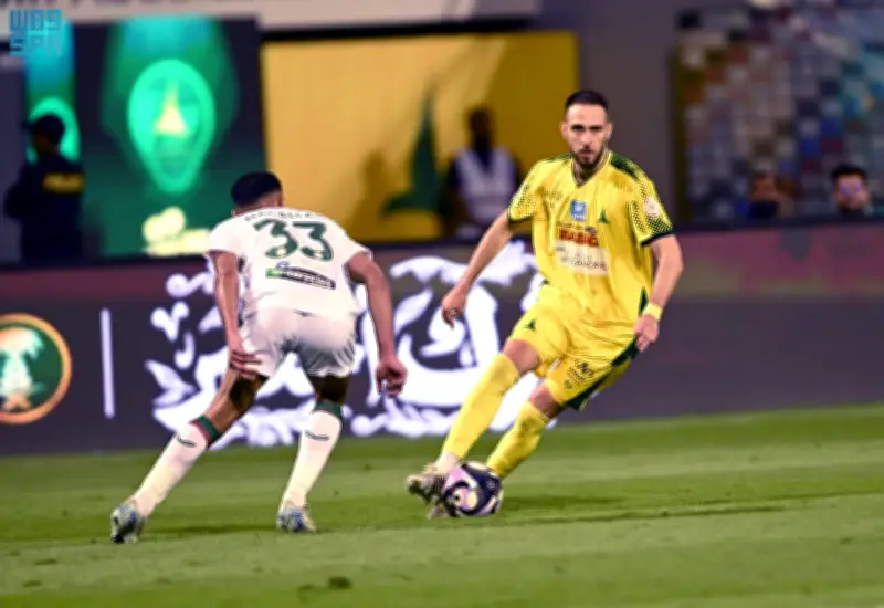 الاتفاق يسحق الخليج بخماسية نظيفة في دوري روشن السعودي