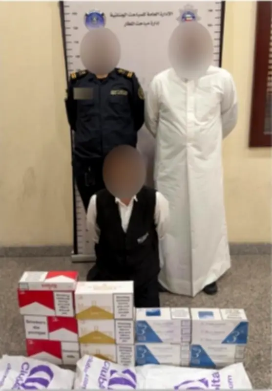 ضبط تشكيل تهريب سجائر بمطار الكويت بينهم مفتشان جمرك