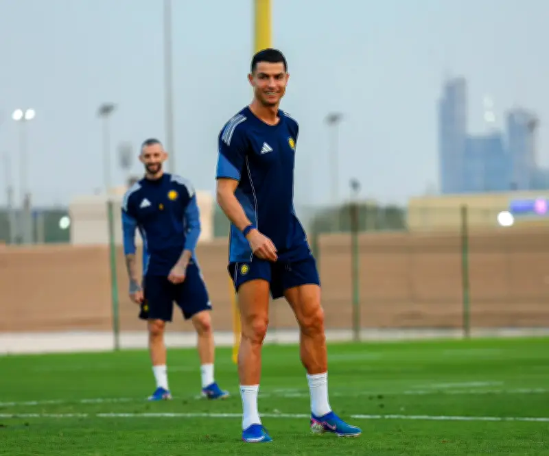 جيسوس وإنزاغي يختتمان مخططاتهما الفنية لديربي النصر والهلال في روشن